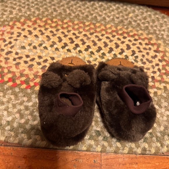 LL bean bear slippers two sizes available - Picture 2 of 5